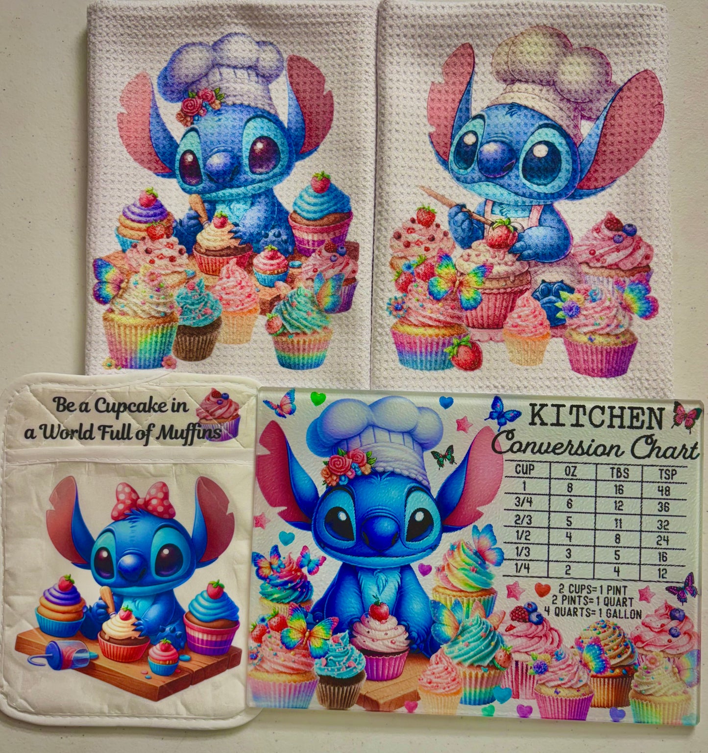 KITCHEN SET - CARTOON CHARACTER BLUE ALIEN BAKER (4 PIECE)