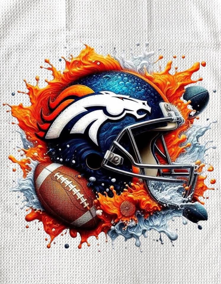 TOWELS - FOOTBALL DENVER BRONCOS HELMET
