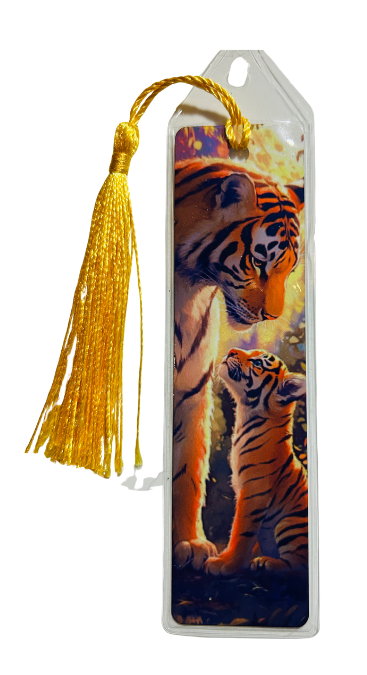 BOOKMARK - TIGER MAMA LOOKING AT CUB