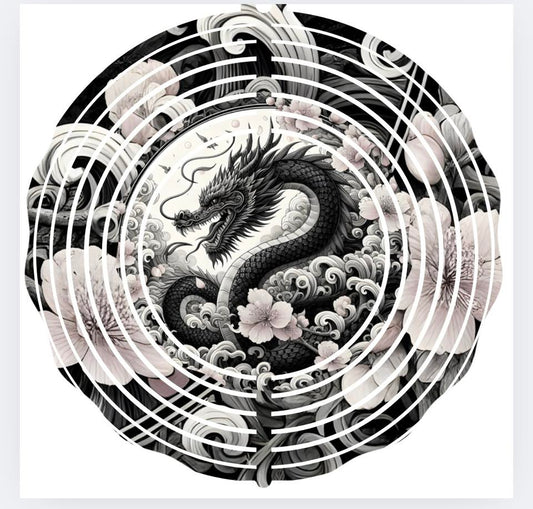 WIND SPINNER - DRAGON BLACK & WHITE