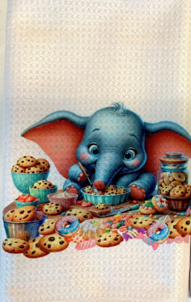 TOWELS - DISNEY DUMBO SWEETS COOKIE