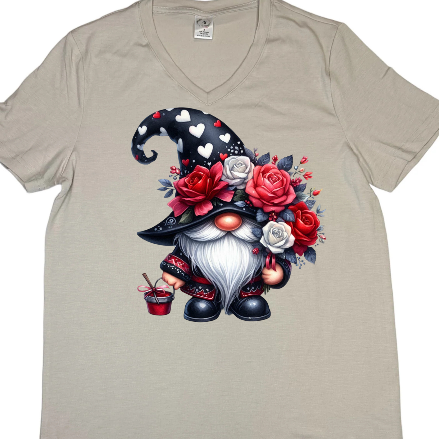 T-Shirts - WOMEN"S V-Neck - VALENTINE'S GNOME ROSES