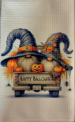 TOWELS - HALLOWEEN GNOME HAPPY HALLOWEEN
