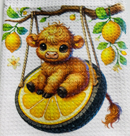 TOWELS - HIGHLAND COW FRUITS LEMON SLICE SWING