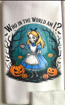 Towels - HALLOWEEN ALICE IN WONDERLAND