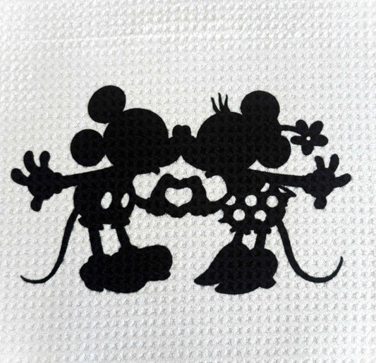 TOWELS - CARTOON CHARACTER MOUSE SILHOUETTE HEART (Copy)