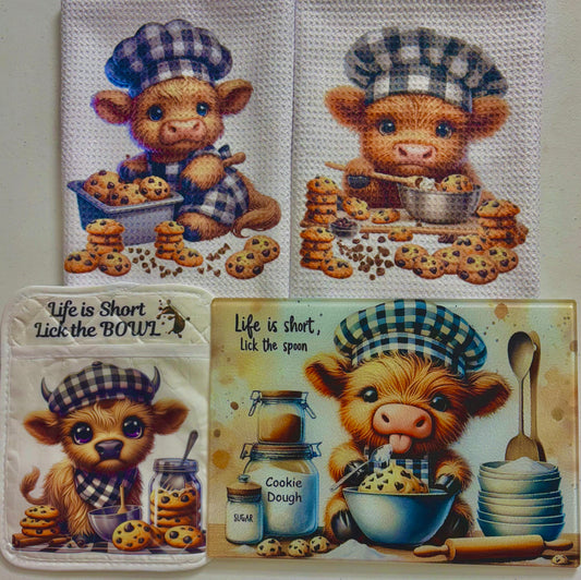 KITCHEN SET - HIGHLAND COW BAKER (4 PIECE)