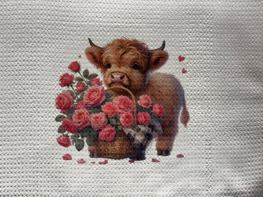 TOWELS - HIGHLAND COW FLOWERS BASKET ROSES