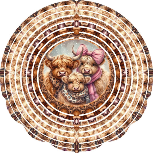 WIND SPINNER - HIGHLAND COW SCARVES