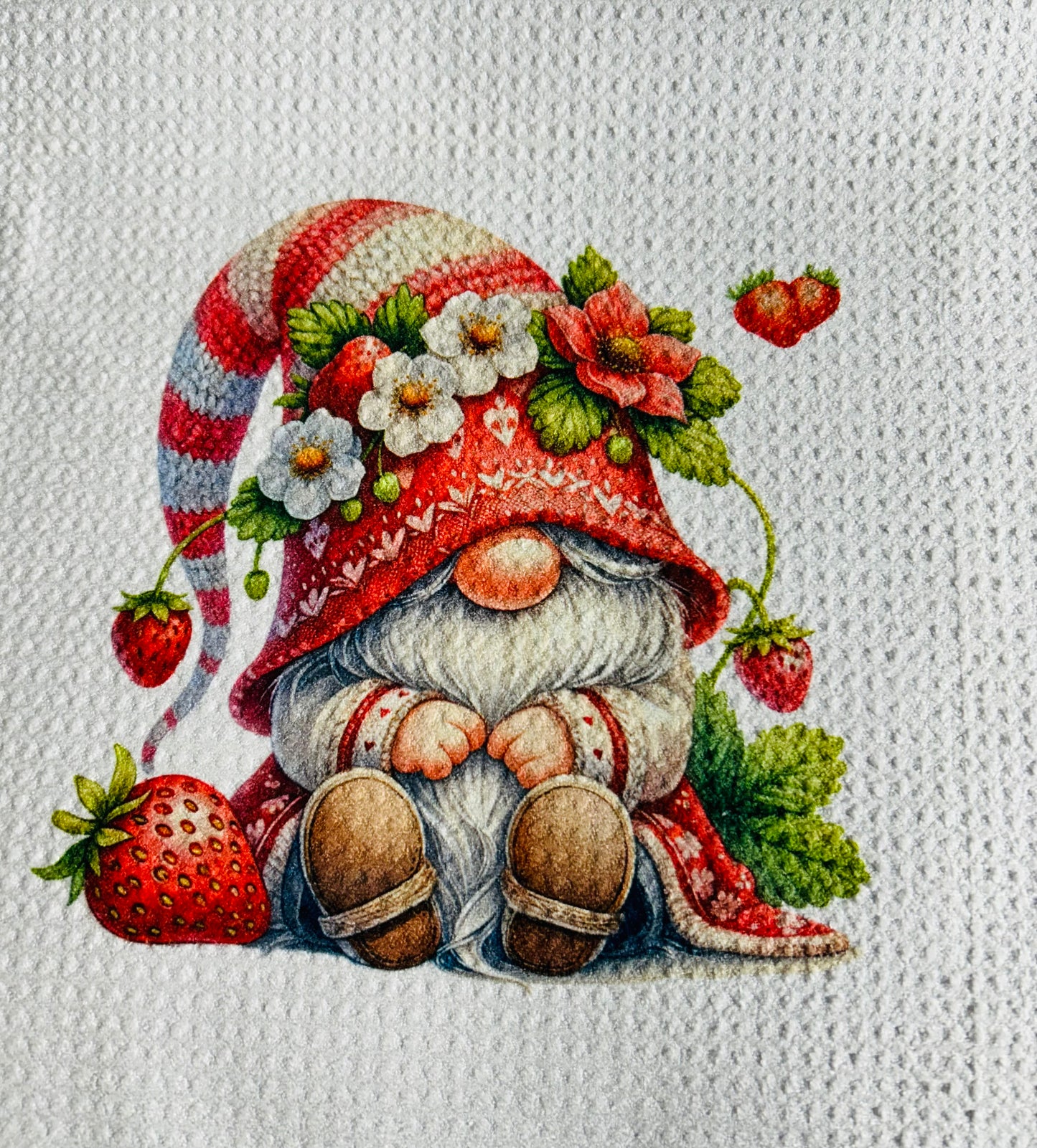 TOWELS - GNOME FRUITS STRAWBERRY SITTING WITH VINES