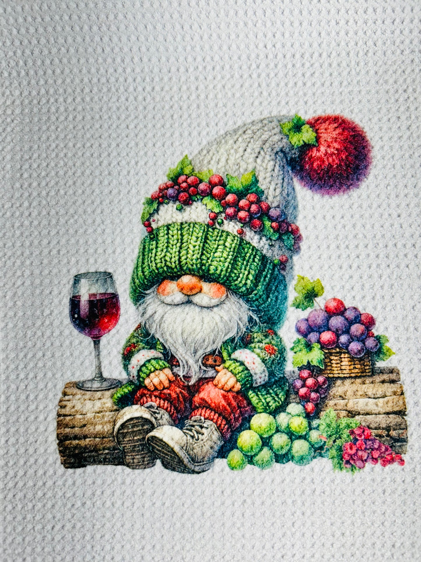 TOWELS - GNOME FRUITS GRAPES SITTING