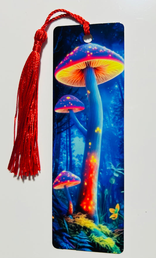 BOOKMARK - MUSHROOM
