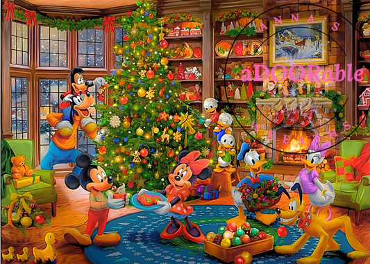 Cutting Board - CHRISTMAS MICKEY DECORATING